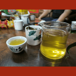 台灣凍頂烏龍茶 Dong Ding Tea【裸包 / 茶罐、禮盒另購】